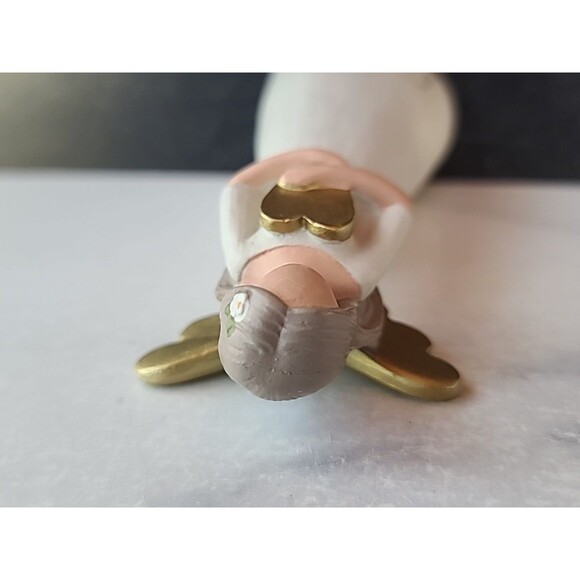 Blossom Bucket Family is Love Heart Soft Cream 6 inch Resin Stone Collectible - Picture 10 of 10